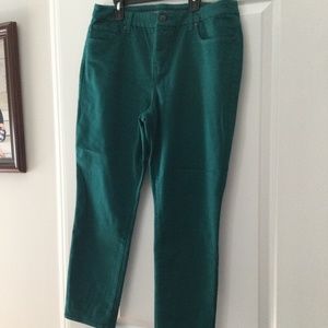 Emerald green Chico’s So Slimming Girlfriend Jeans